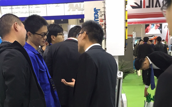 中部制博會現(xiàn)場快訊 德夫爾成展會亮點